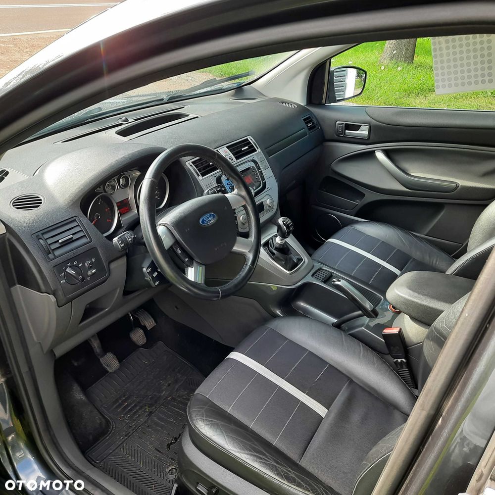 Ford Kuga - 5