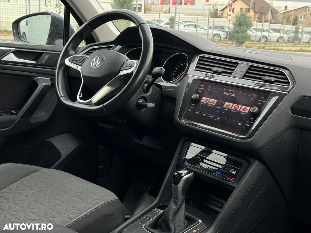 Volkswagen Tiguan - 7