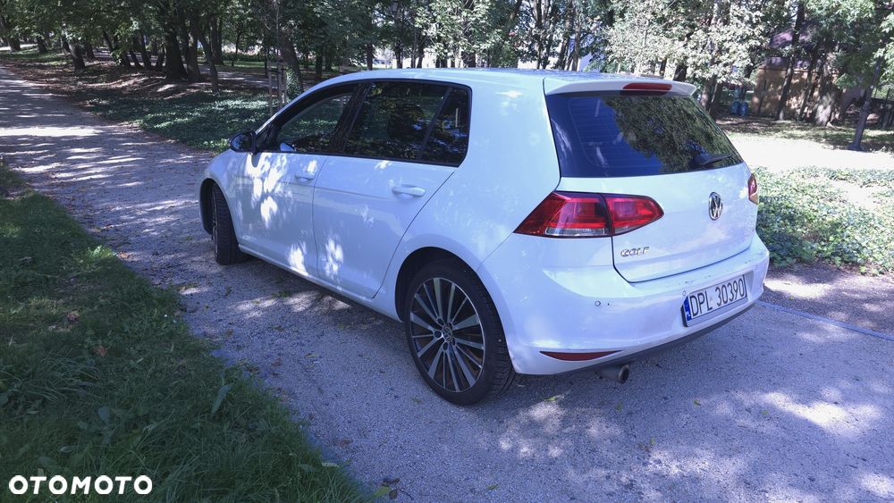 Volkswagen Golf - 3