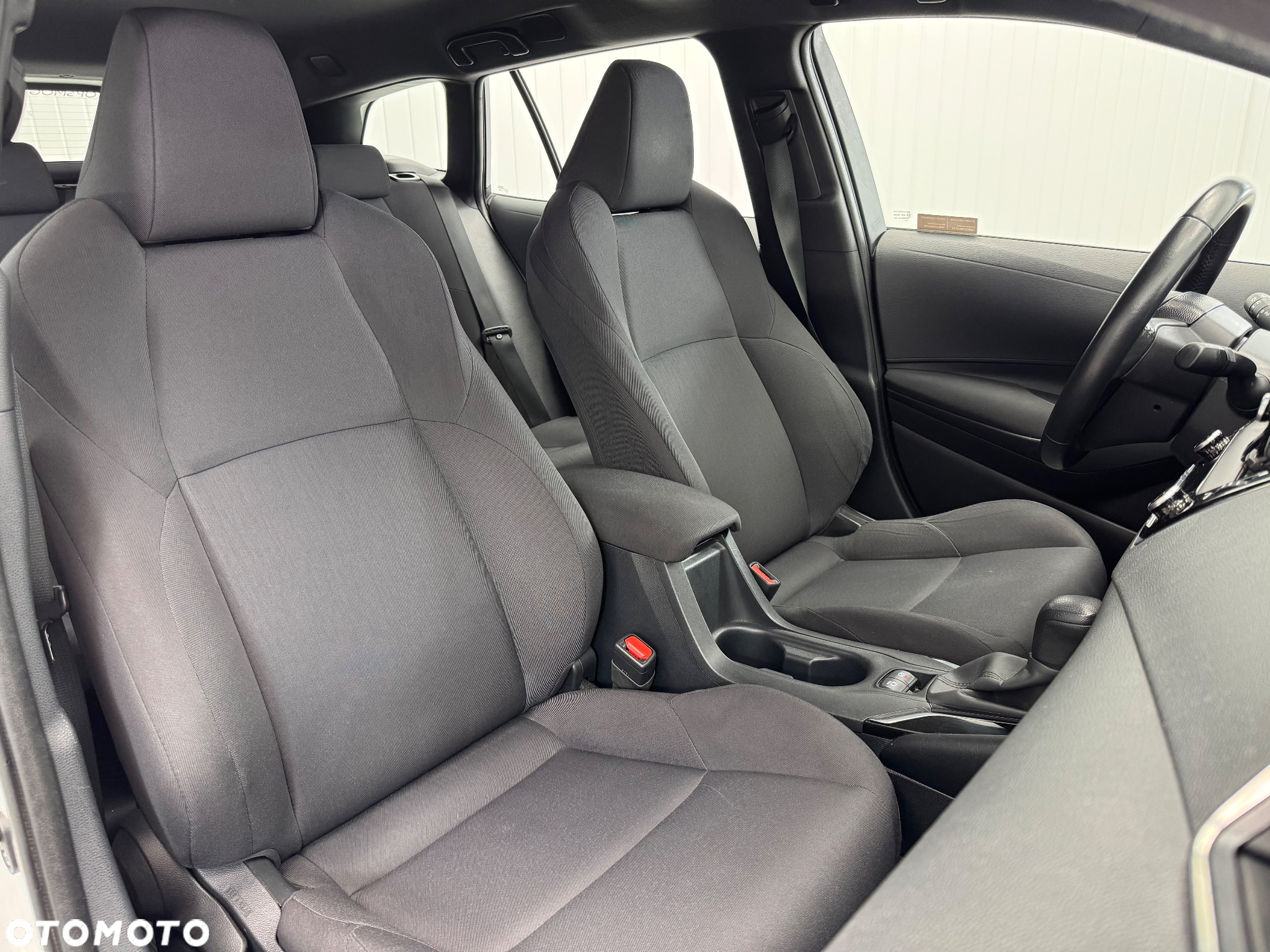 Toyota Corolla 1.8 Hybrid Active - 20