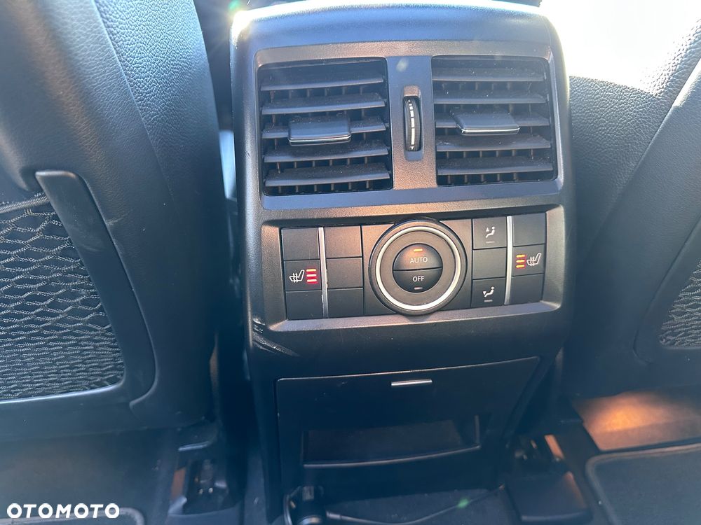 Mercedes-Benz ML 350 BlueTEC 4-Matic - 12