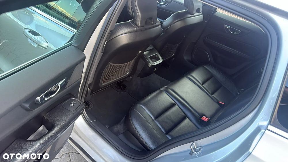 Volvo V60 D3 Geartronic Inscription - 28