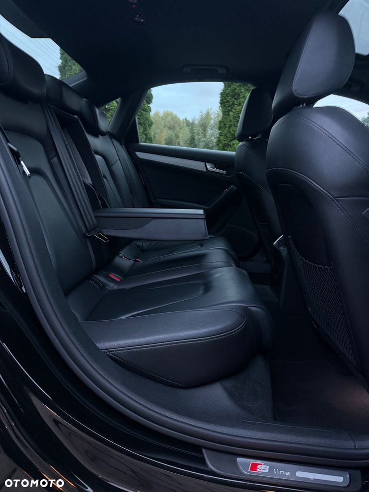 Audi A4 Avant 2.0 TDI DPF clean diesel S line Sportpaket - 16