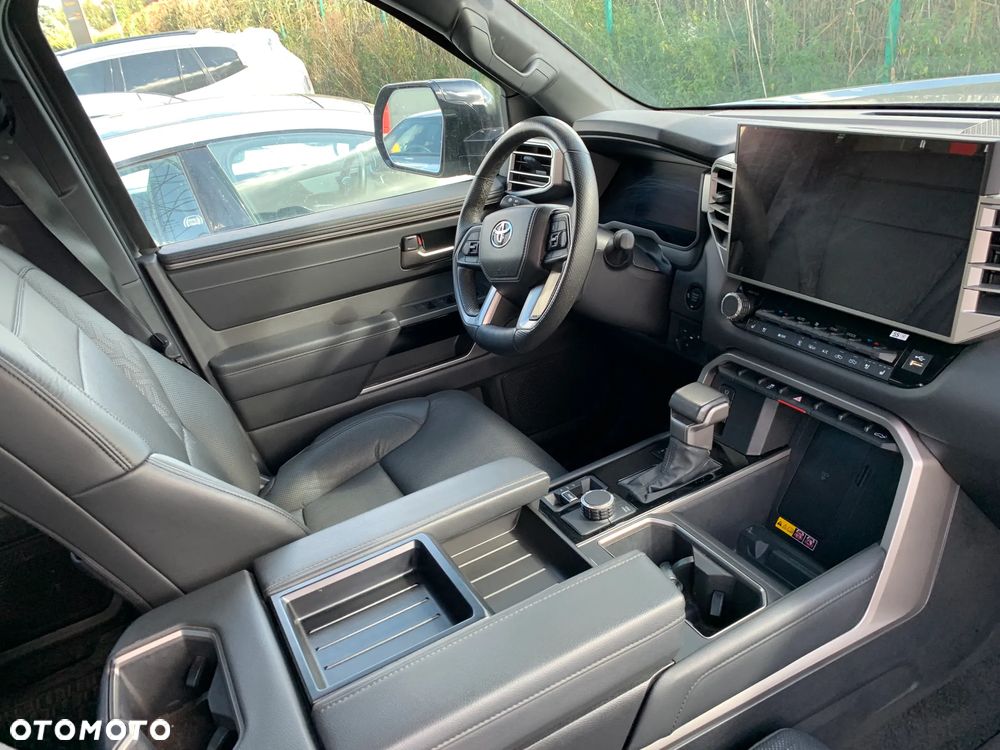 Toyota Tundra - 15
