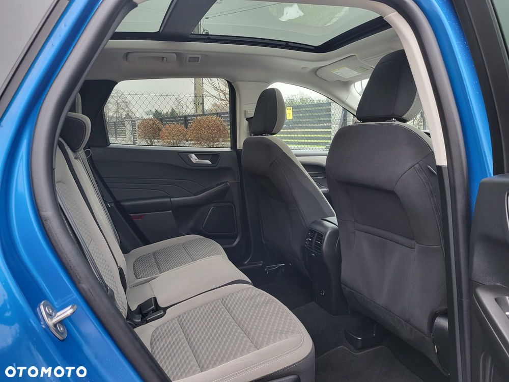 Ford Kuga - 13