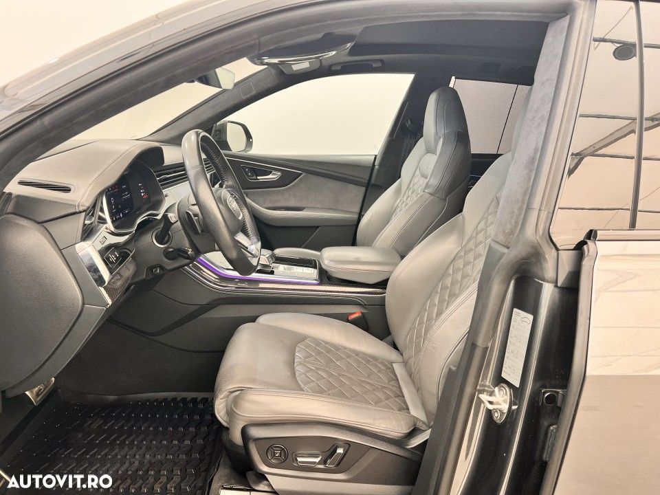 Audi SQ8 - 6