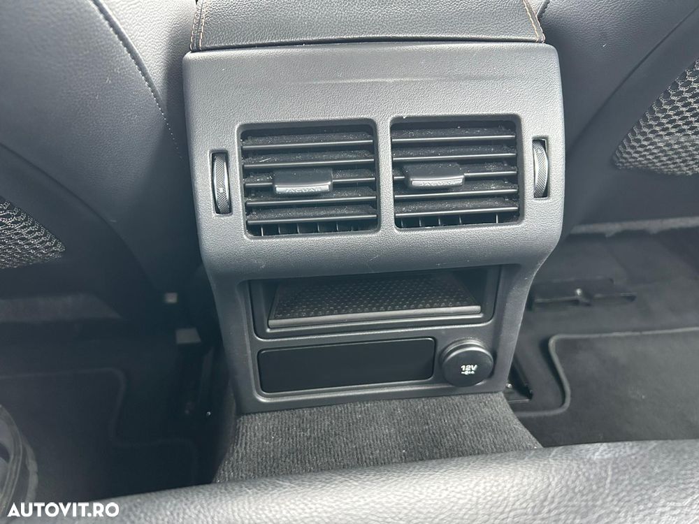 Jaguar XE 20d Aut. Prestige - 10