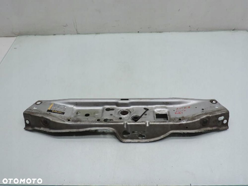 PAS PRZEDNI GÓRNY OPEL ASTRA H - 2