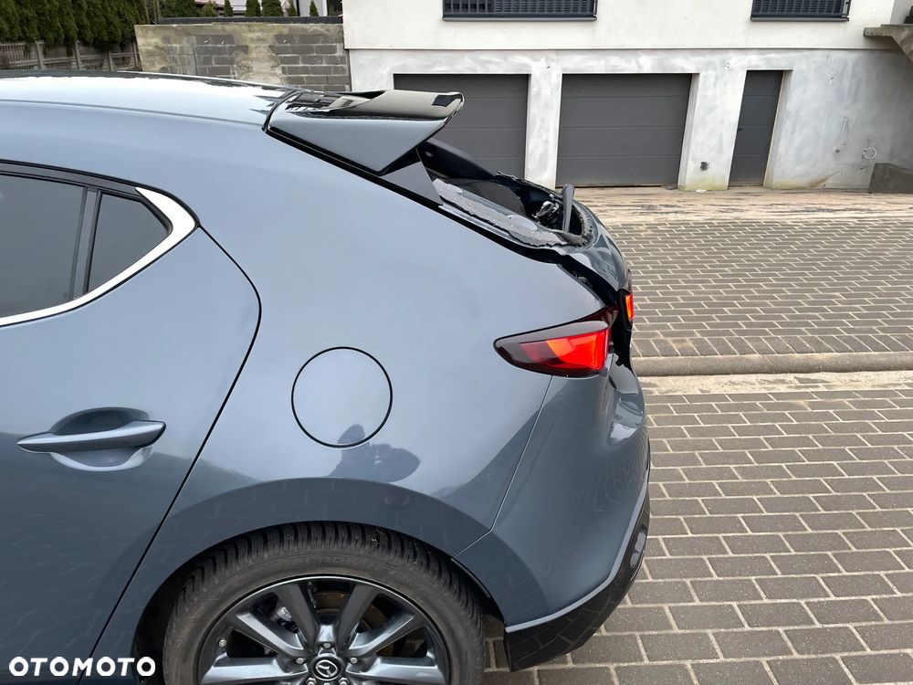Mazda 3 2.0 mHEV Exclusive Line - 16