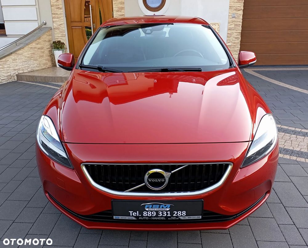 Volvo V40 D2 Momentum - 2
