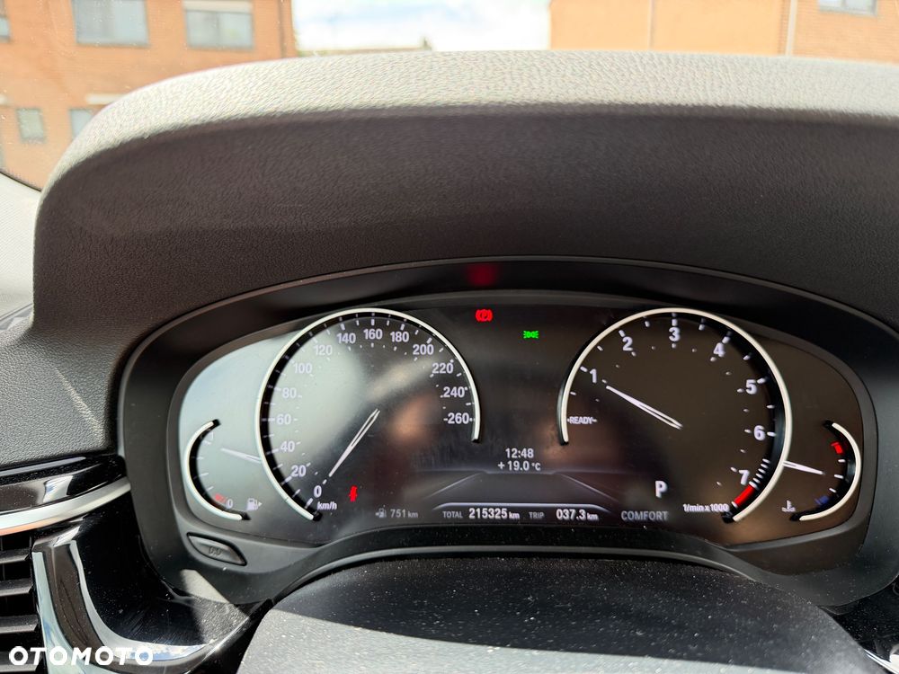 BMW Seria 5 520i M Sport Edition - 7