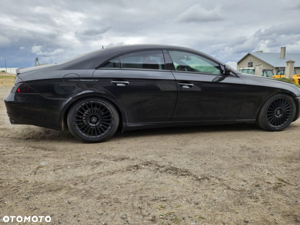 Mercedes-Benz CLS - 4