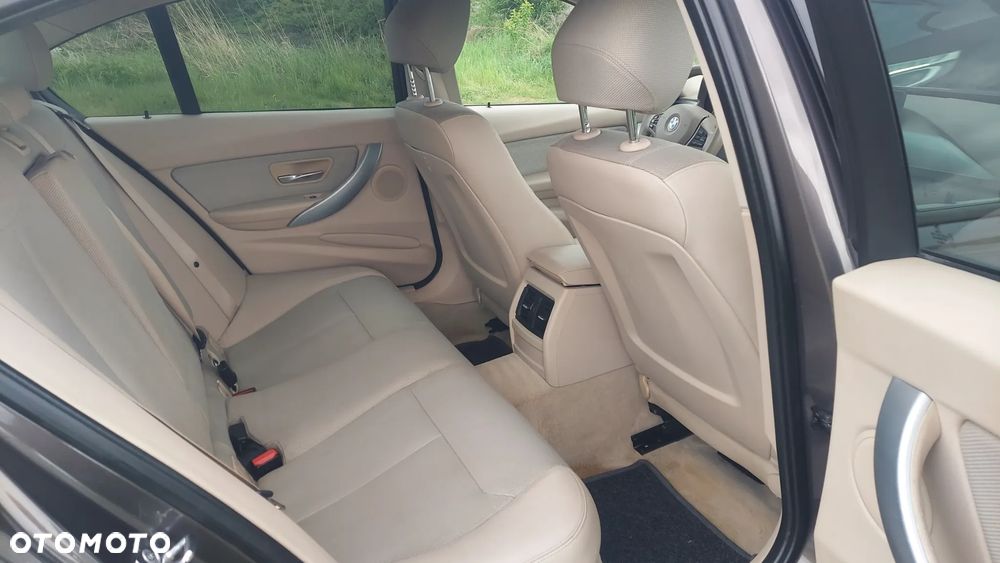BMW Seria 3 320d Efficient Dynamic Edition Edition Luxury Line Purity - 5