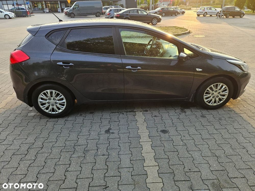 Kia Ceed 1.4 M - 8