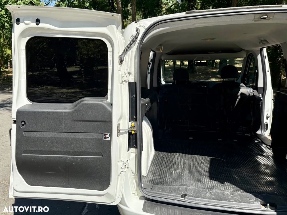 Fiat Doblo 1.6 Mjet Combi Maxi Confort - 25