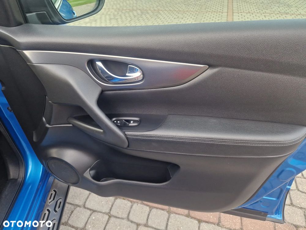 Nissan Qashqai - 16