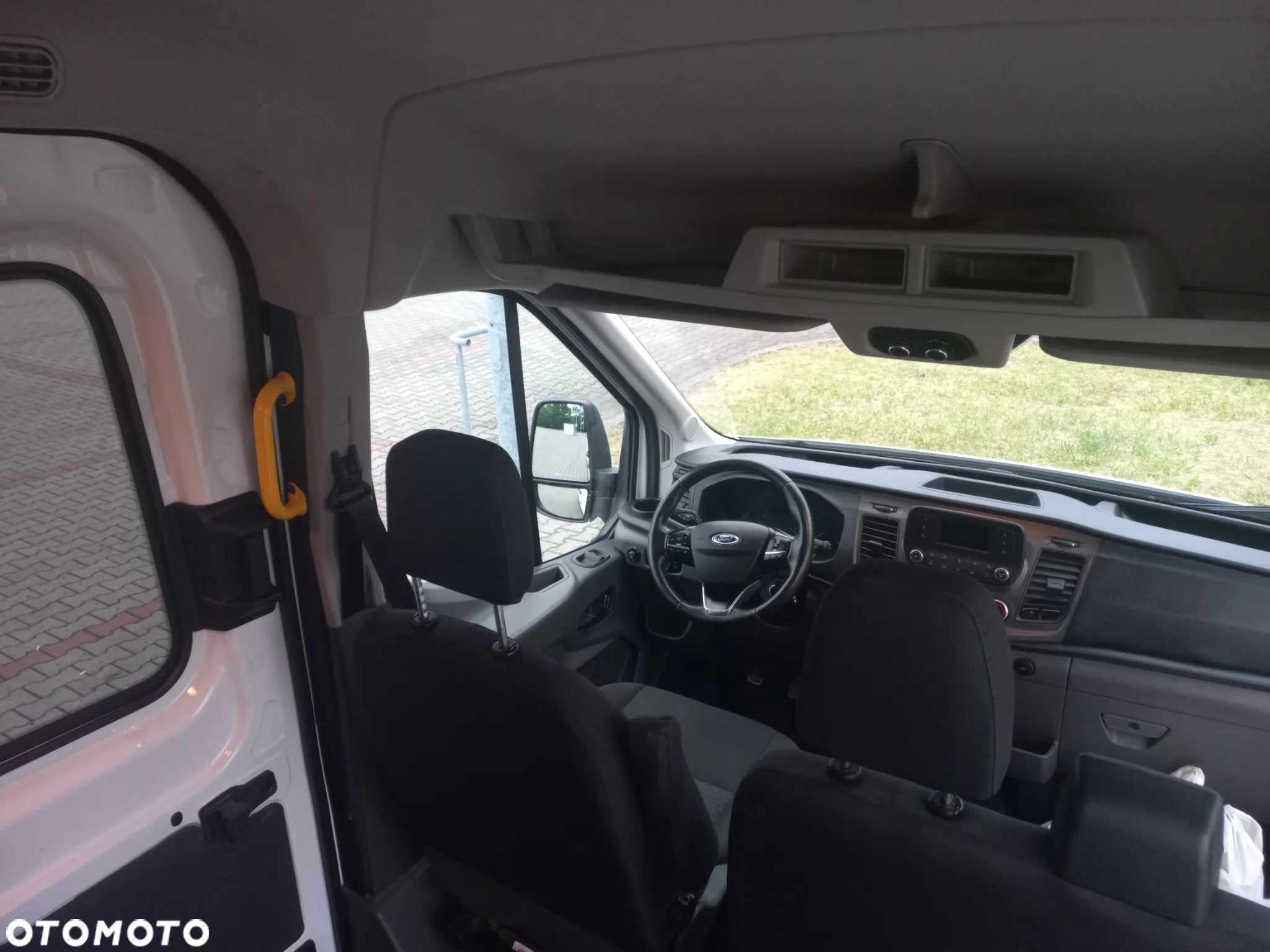 Ford Transit - 13