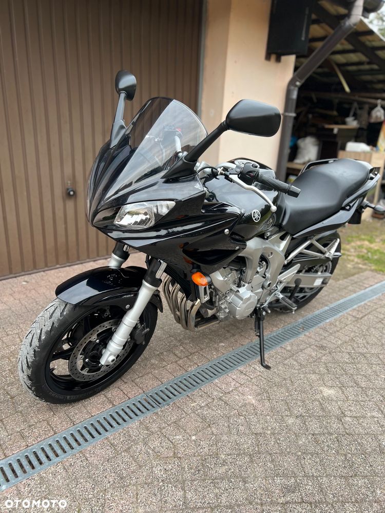 Yamaha FZ6 - 4