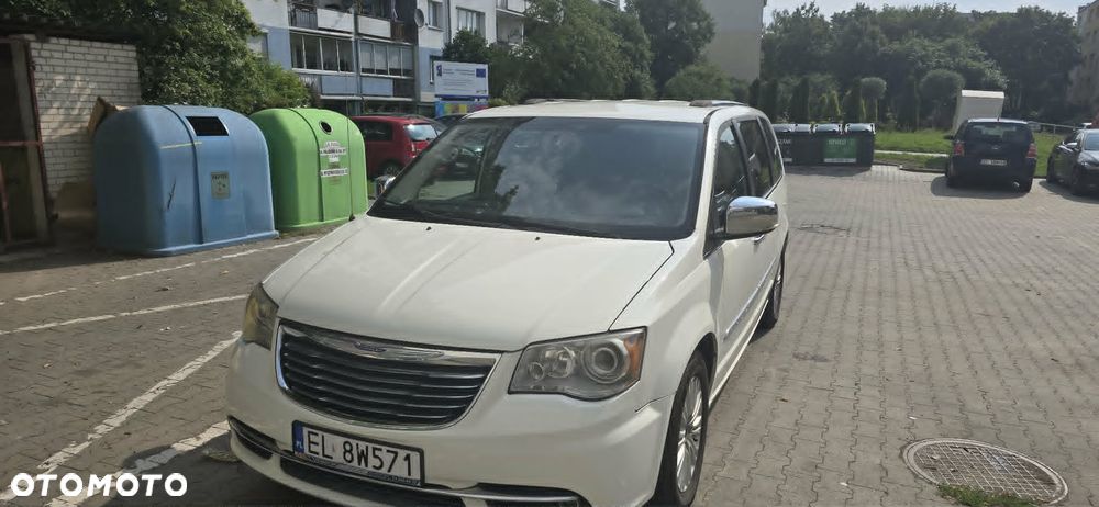 Chrysler Town & Country 3.6 Limited - 1