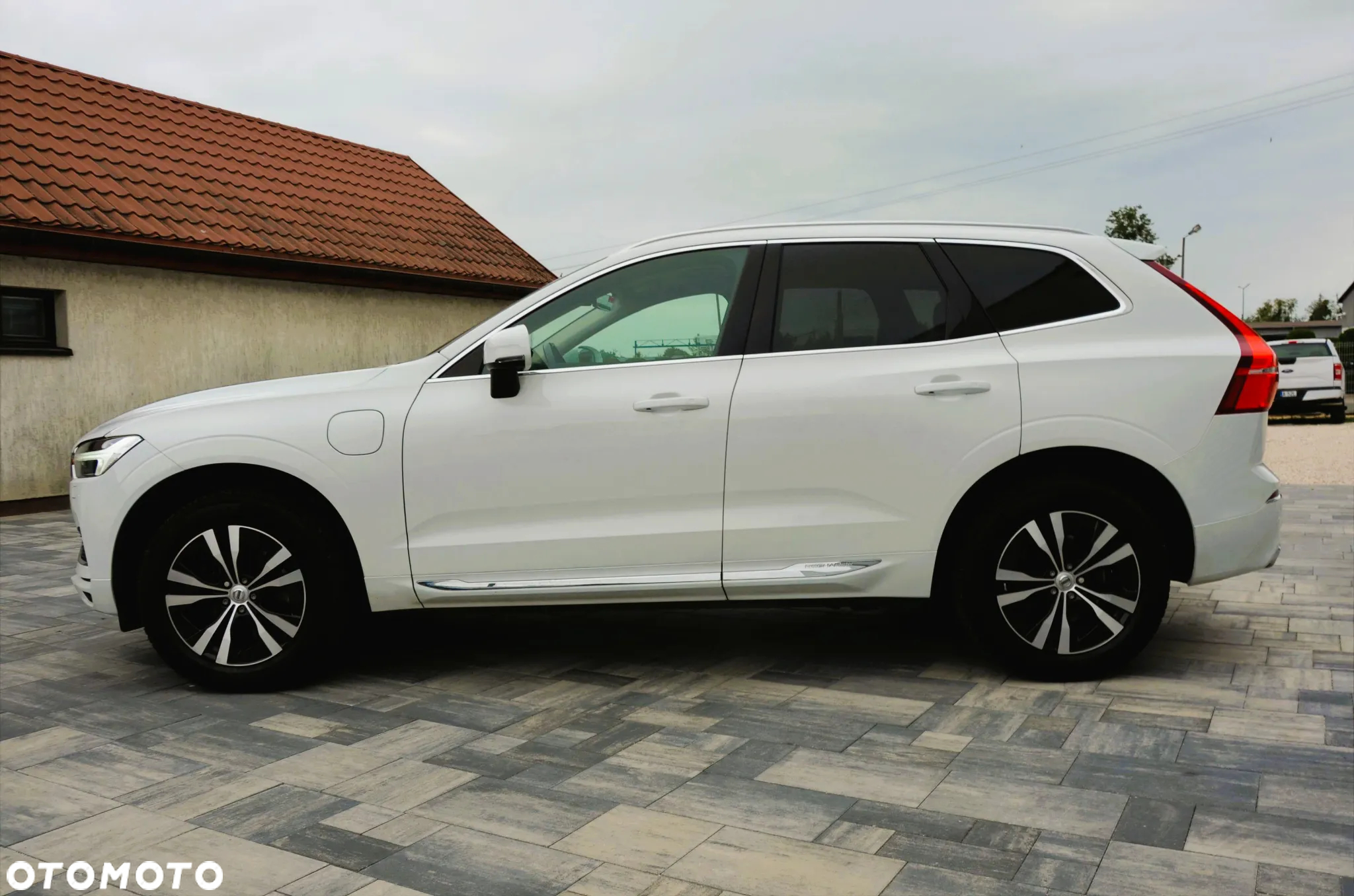 Volvo XC 60 T6 AWD Plug-In Hybrid Inscription Expression - 12