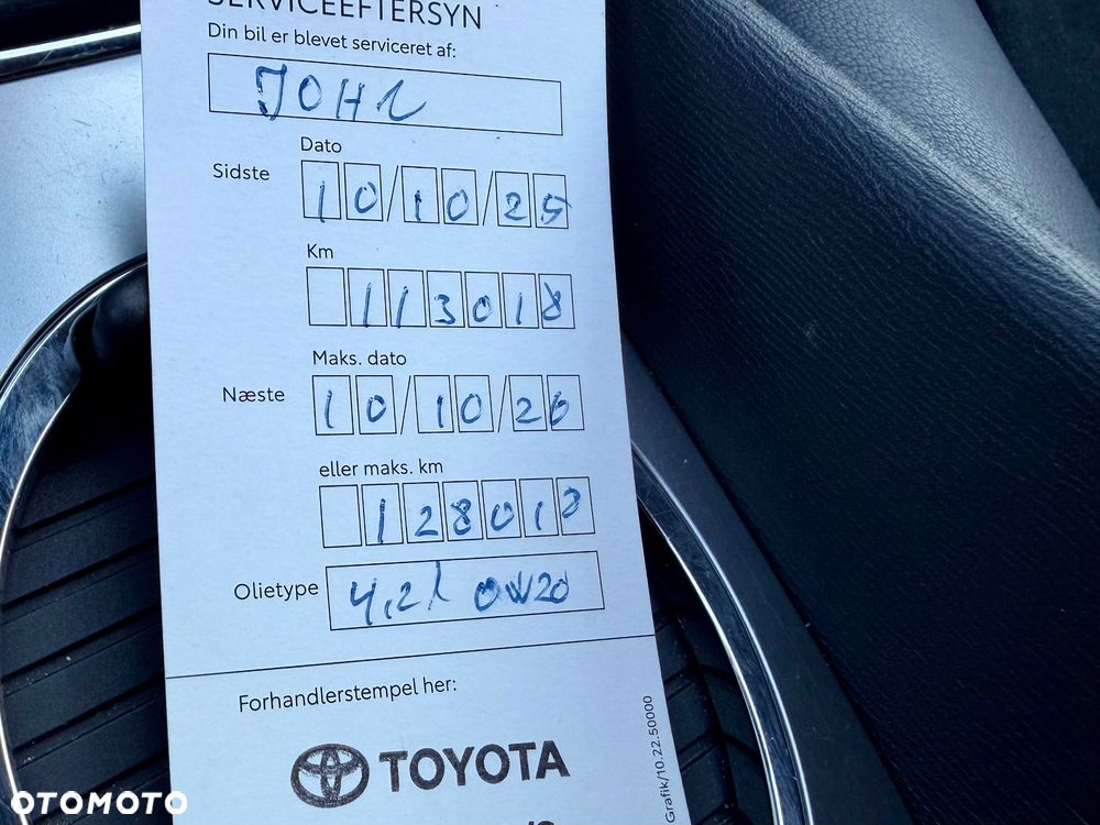 Toyota Avensis 1.8 Sol NAVI - 31