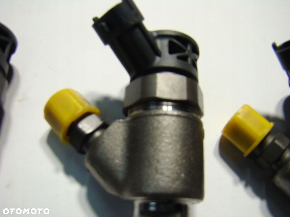wtryskiwacz wtrysk ducato iveco canter 3.0 0445110564 5801644454 - 5