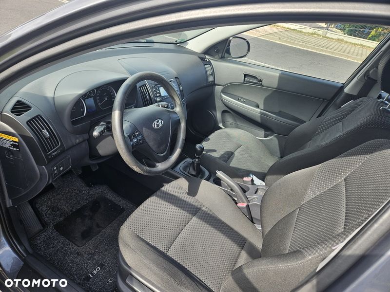 Hyundai i30 1.6 Comfort - 15