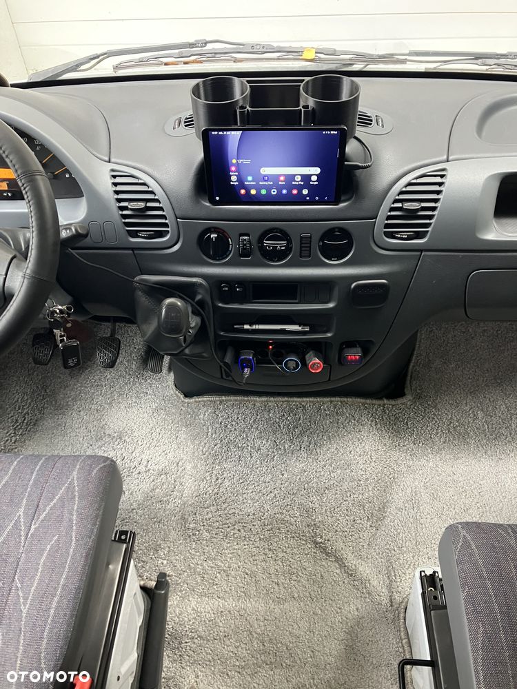 Mercedes-Benz sprinter - 8