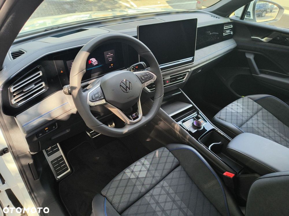 Volkswagen Tiguan 1.5 eTSI R-Line Plus DSG - 34
