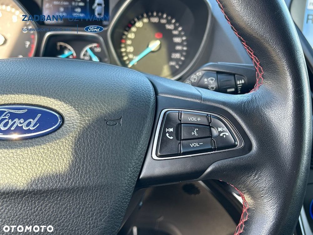 Ford Kuga 1.5 EcoBoost 2x4 ST-Line - 21