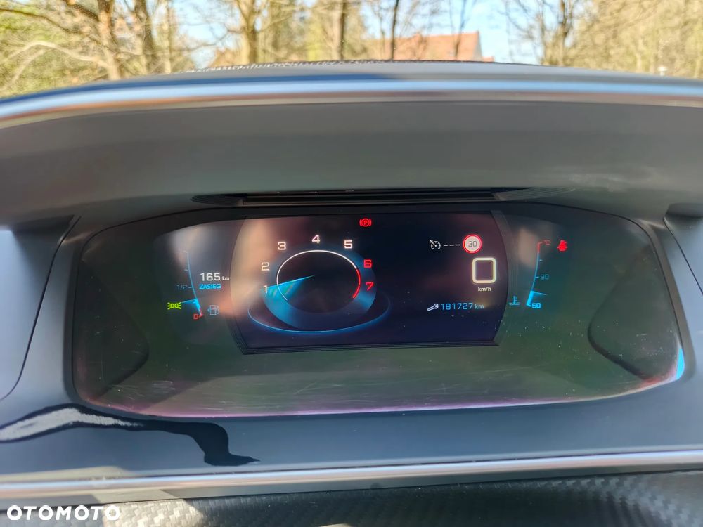 Peugeot 208 1.2 PureTech Allure S&S - 25