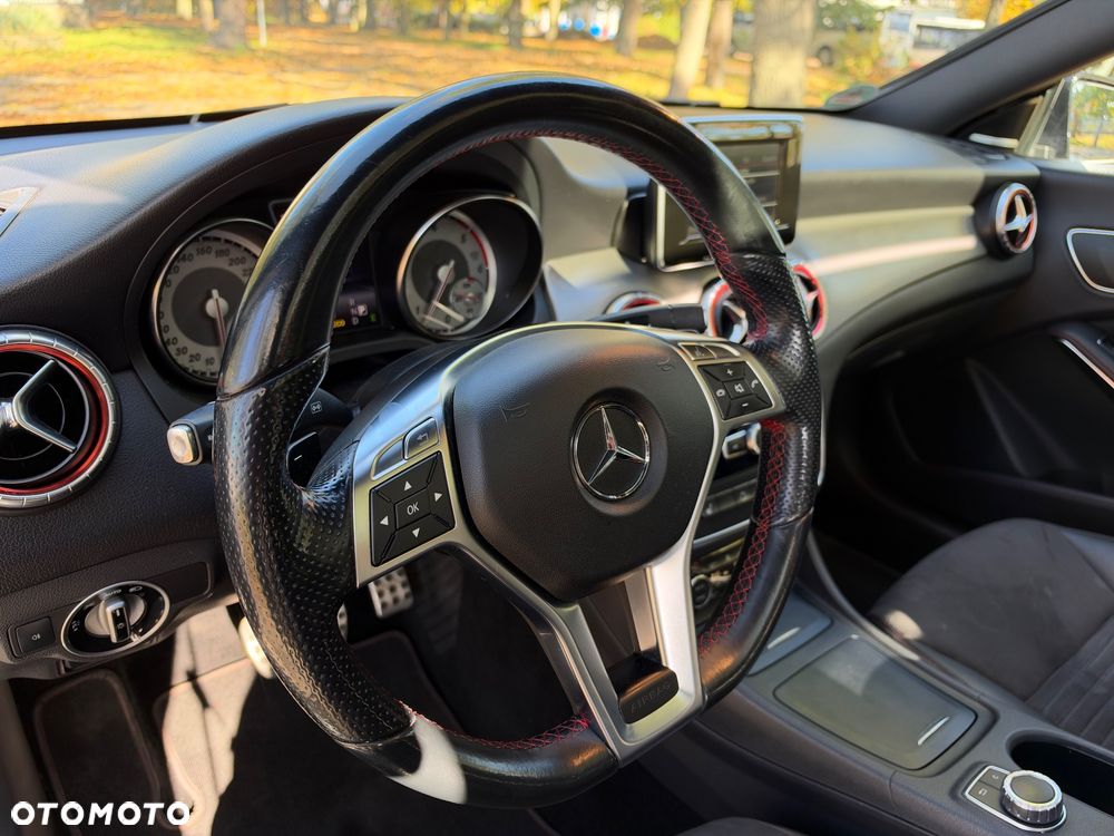 Mercedes-Benz CLA - 25