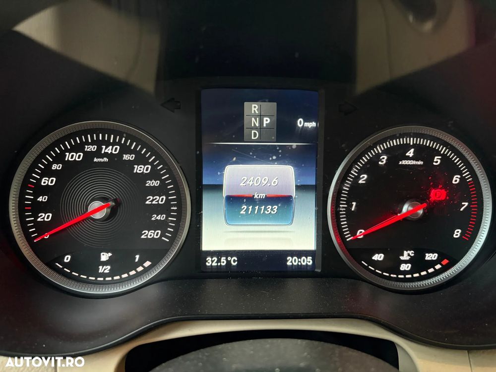 Mercedes-Benz GLC 250 4MATIC 9G-TRONIC - 18