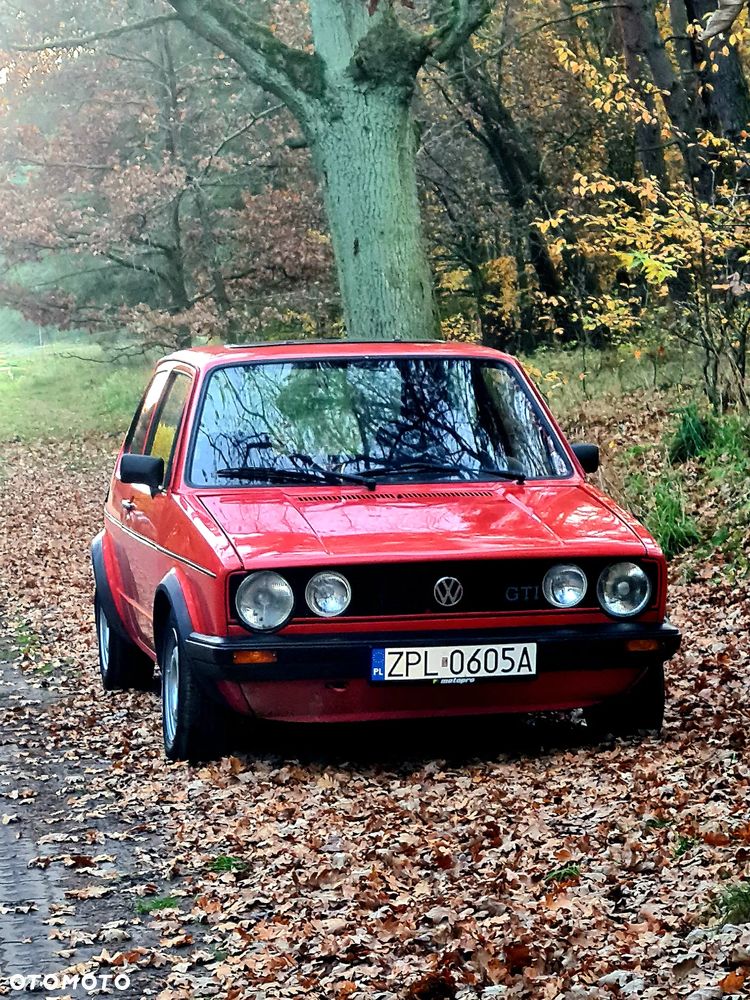 Volkswagen Golf 1.6 GTI - 12