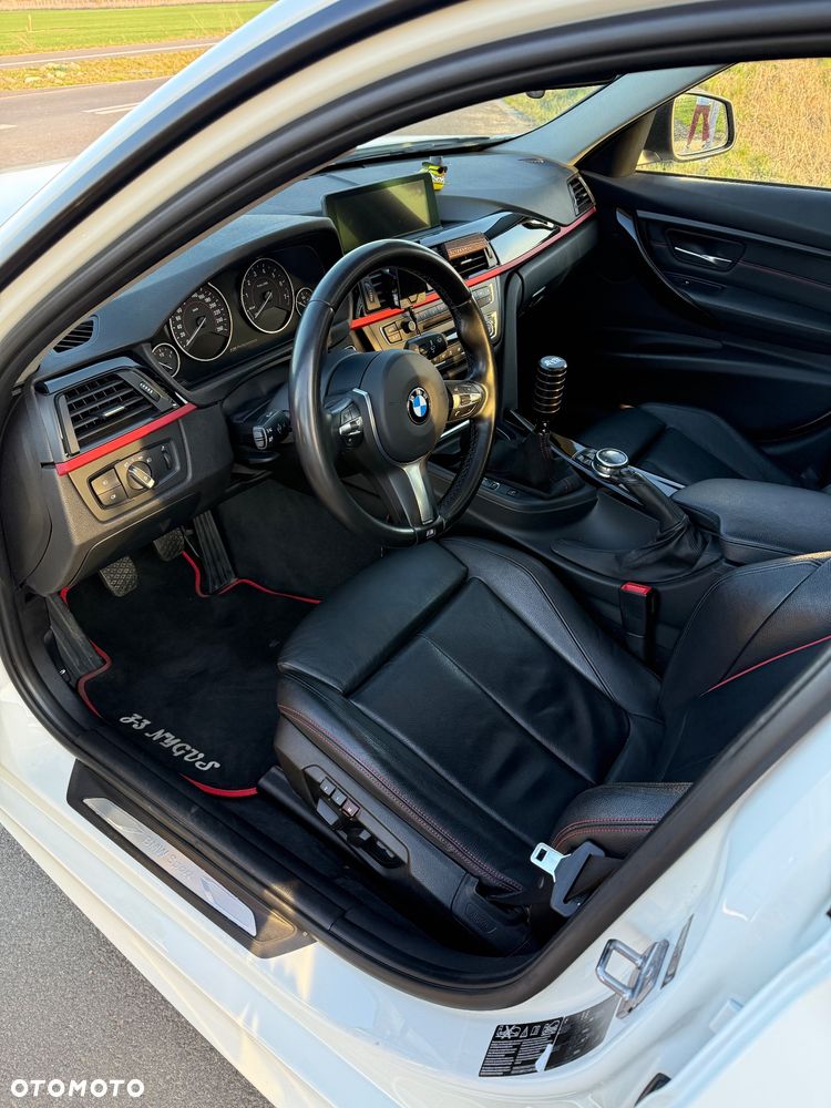 BMW Seria 3 335i xDrive Edition Sport - 20
