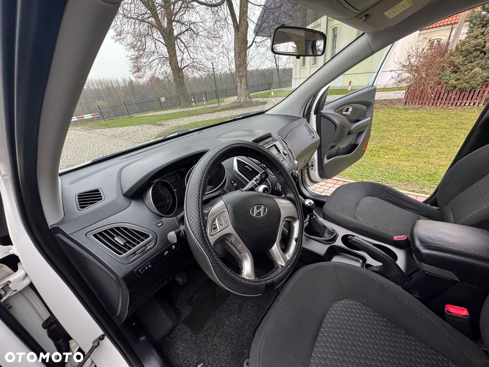 Hyundai ix35 - 25
