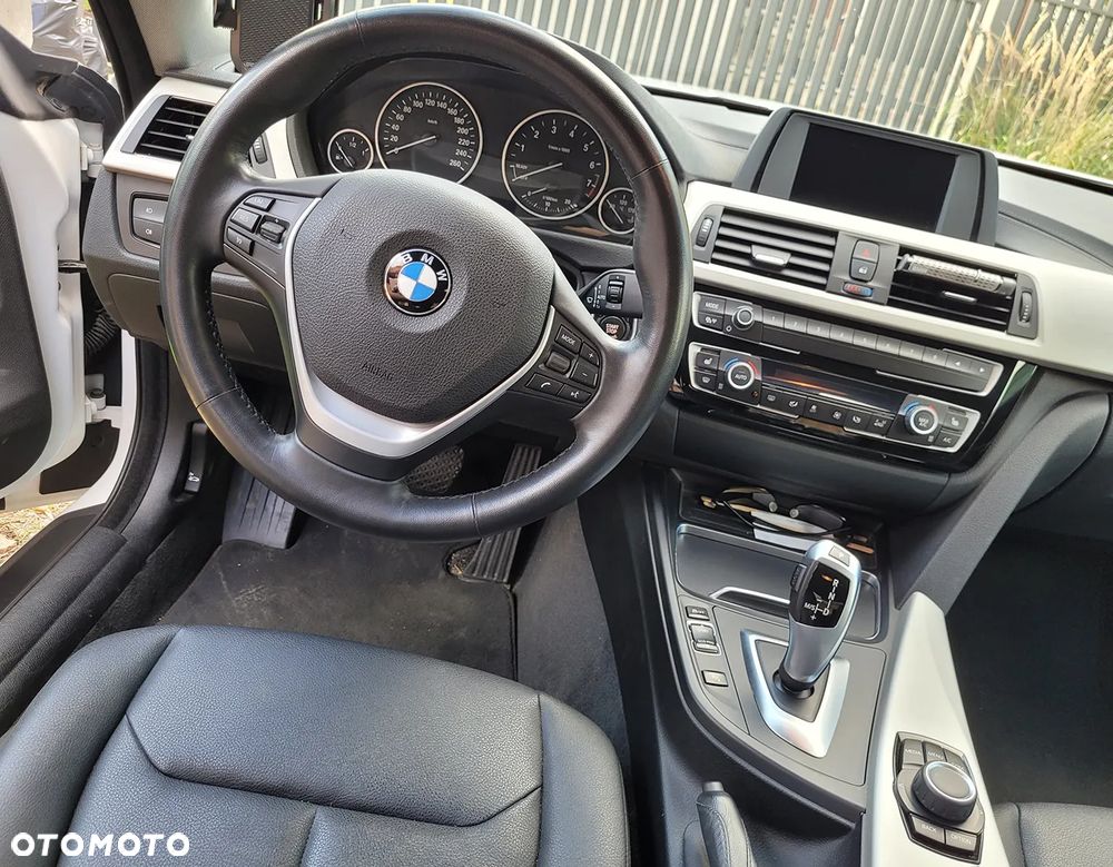 BMW Seria 4 420i Sport-Aut - 3