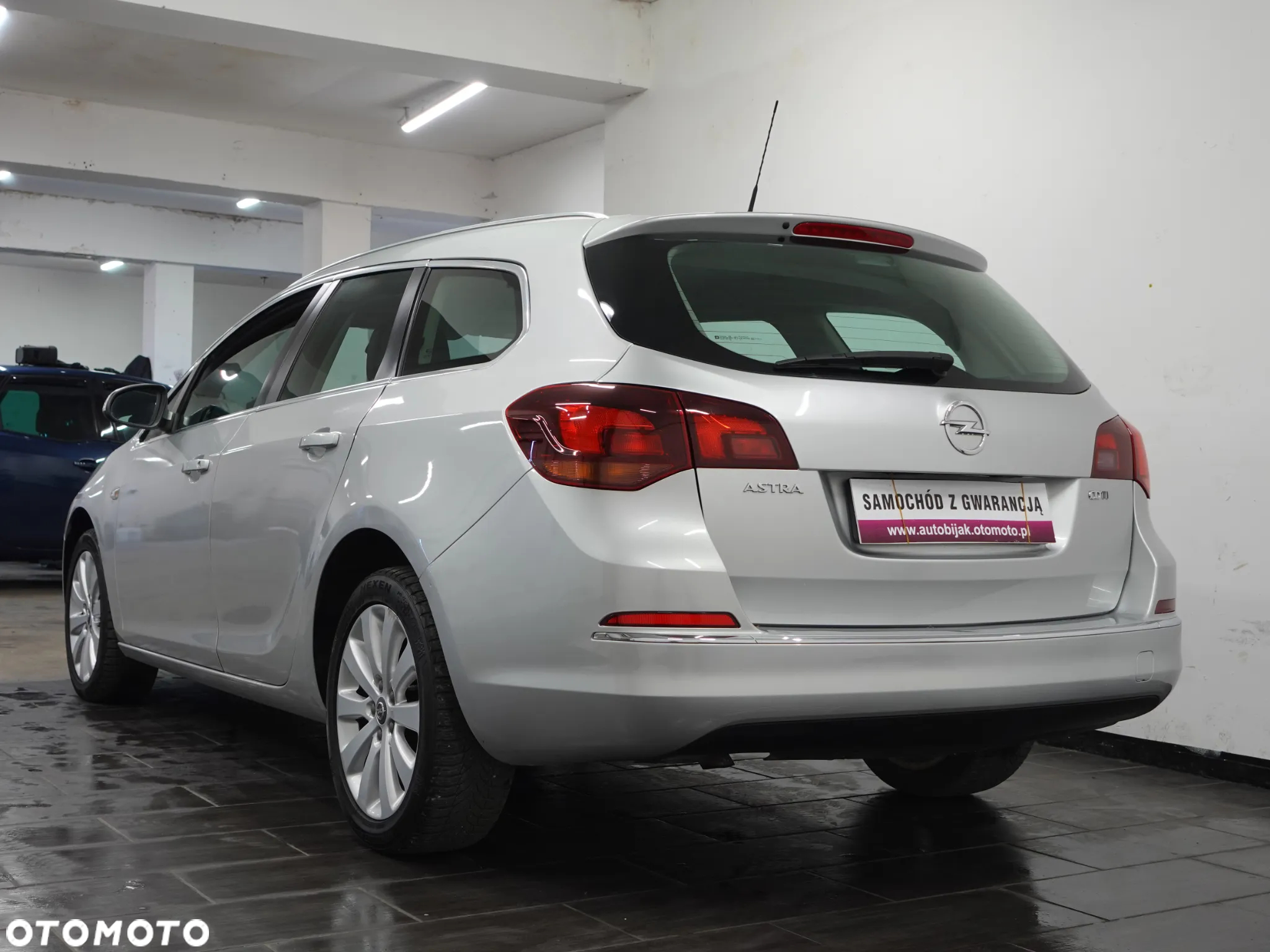 Opel Astra IV 1.6 CDTI Cosmo - 7