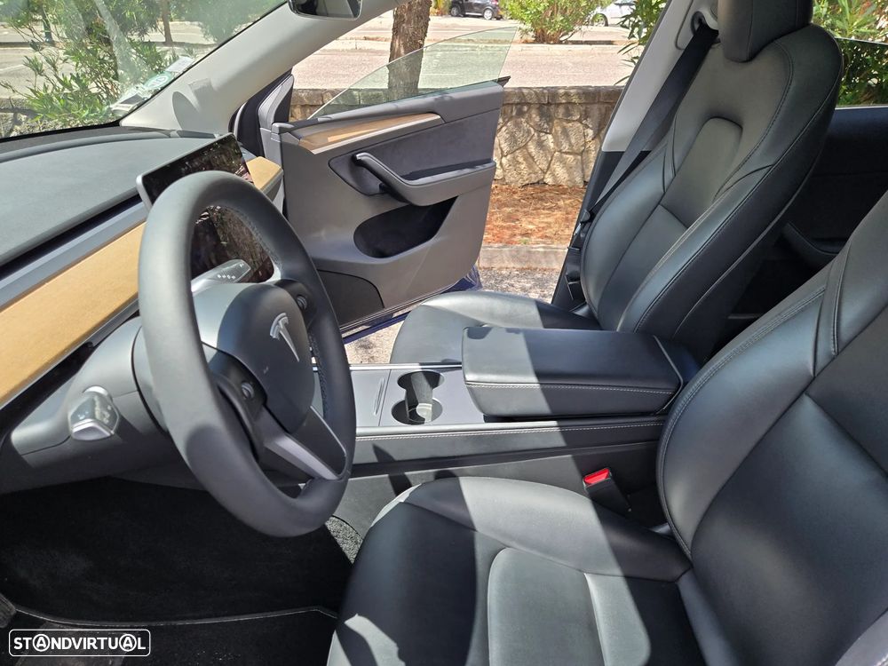 Tesla Model Y Long Range Tração Integral - 18