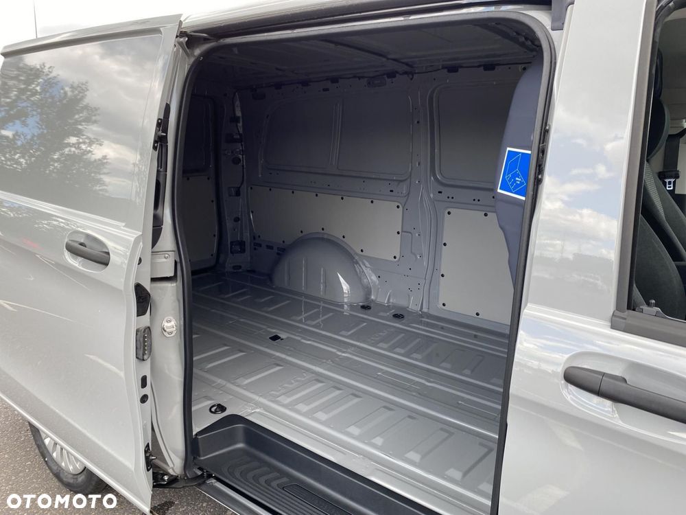 Mercedes-Benz Vito - 18