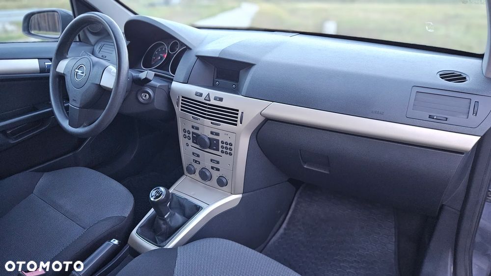 Opel Astra 1.6 111 - 17