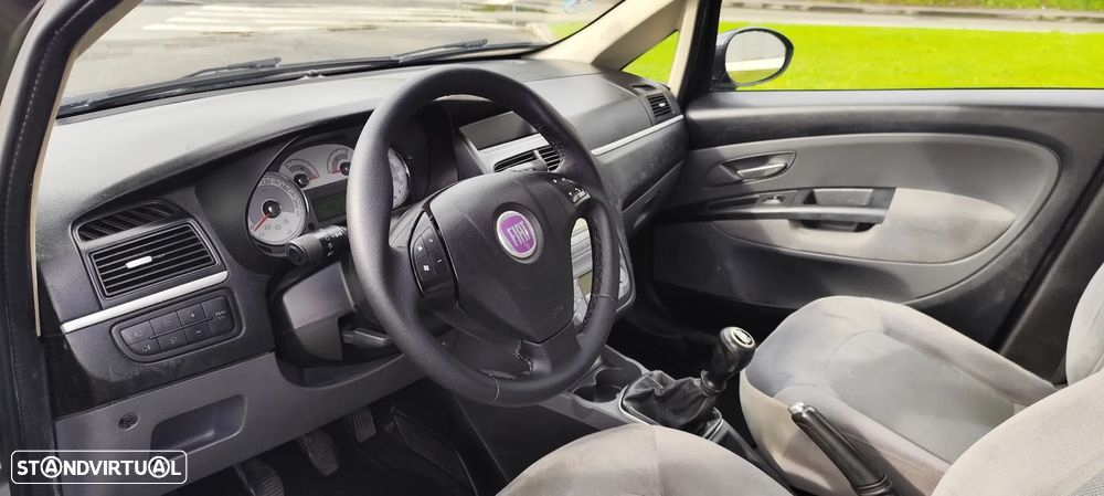 Fiat Linea 1.3 M-Jet Emotion - 11