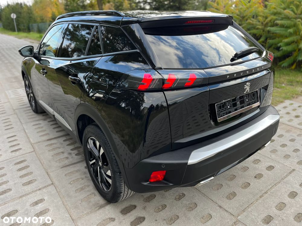 Peugeot 2008 1.2 PureTech GT Line S&S - 6