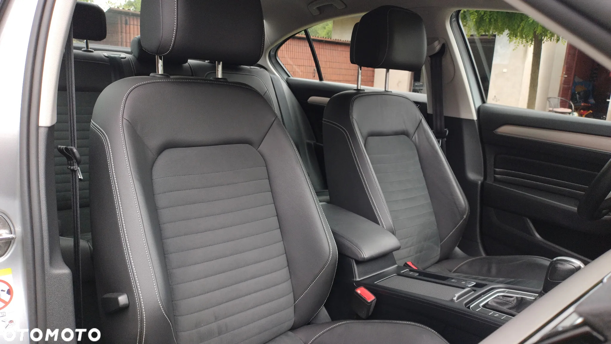 Volkswagen Passat 2.0 TDI EVO Elegance DSG - 20