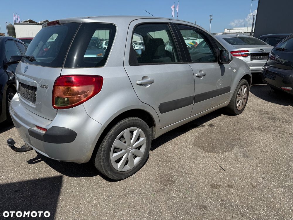 Suzuki SX4 1.6 VVT 4x2 Comfort - 2