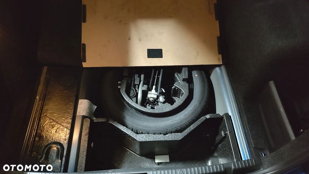 Skoda RAPID 1.0 TSI Style - 16