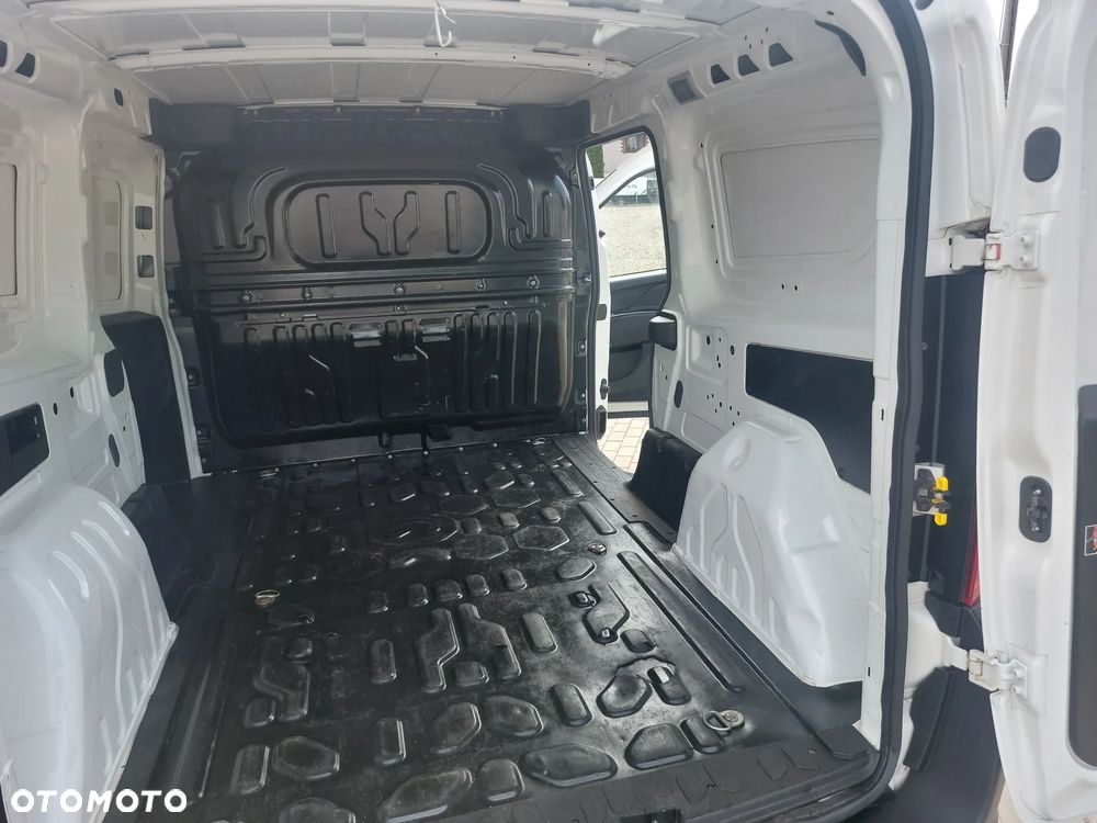 Fiat Doblo - 22