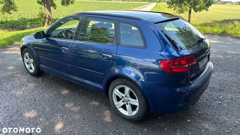 Audi A3 Sportback 2.0 TDI DPF Ambition - 2