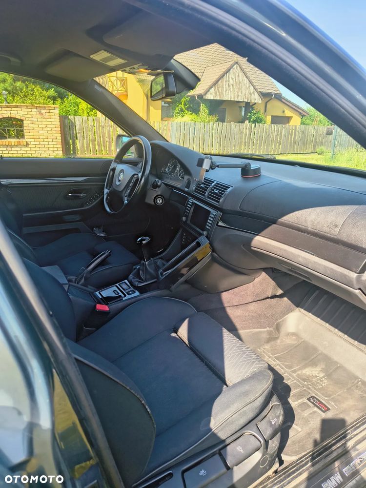 BMW Seria 5 530i - 7