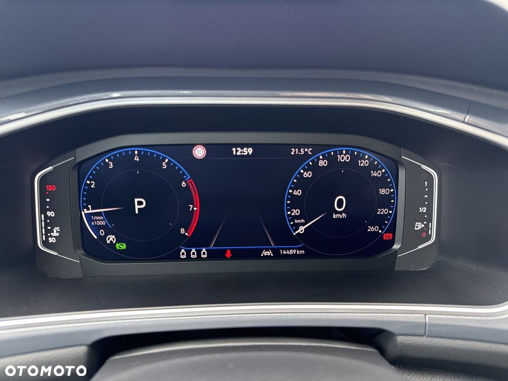 Volkswagen T-Roc - 14